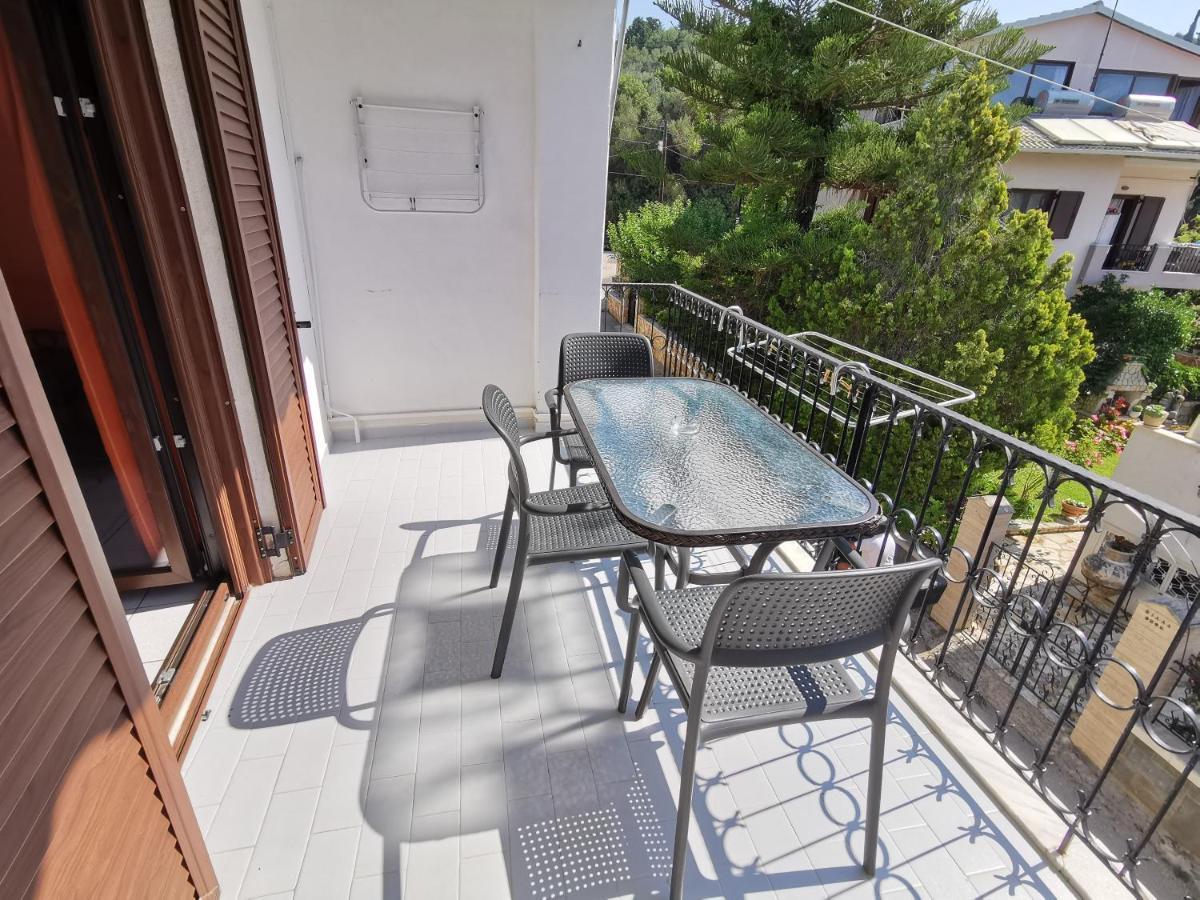 Sívota Marinos Apartsアパートホテル エクステリア 写真