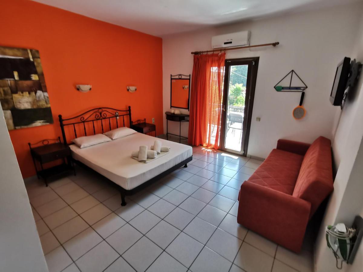 Sívota Marinos Apartsアパートホテル エクステリア 写真