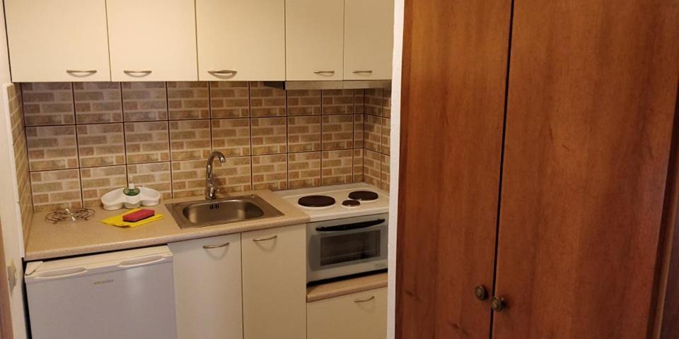 Sívota Marinos Apartsアパートホテル エクステリア 写真
